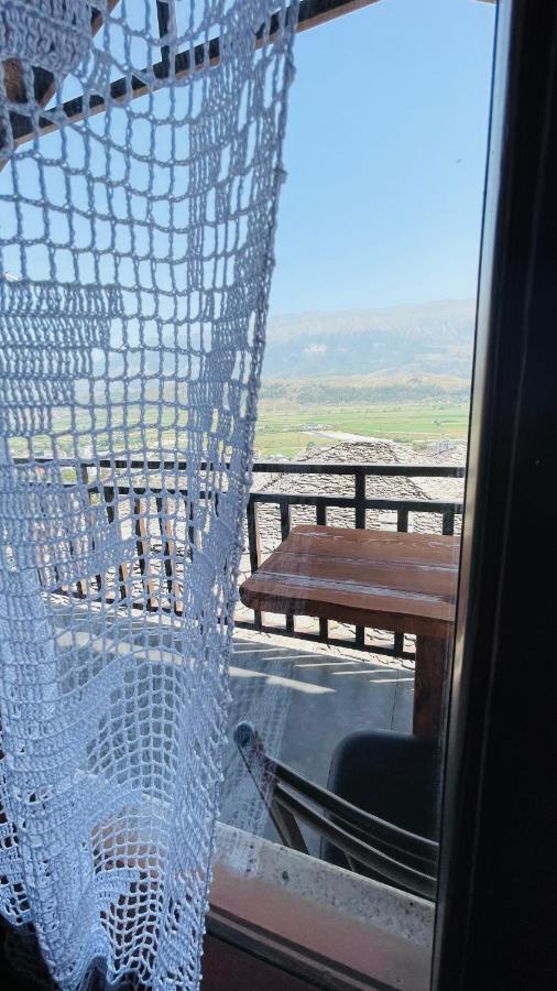 Denis Guesthouse 1930 Αργυρόκαστρο Εξωτερικό φωτογραφία